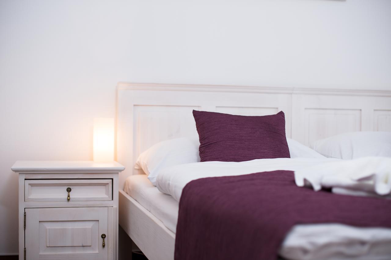 Hotel Slavia 斯维塔维 外观 照片