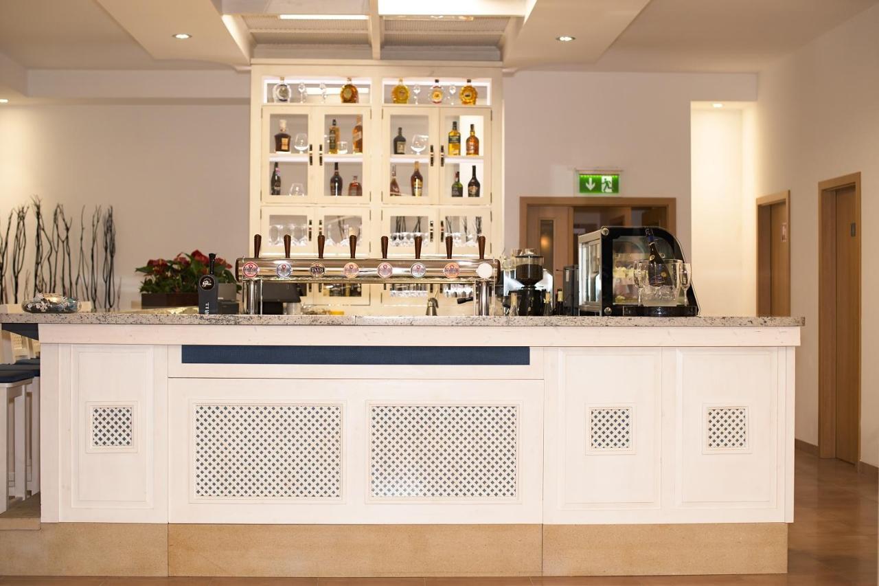 Hotel Slavia 斯维塔维 外观 照片