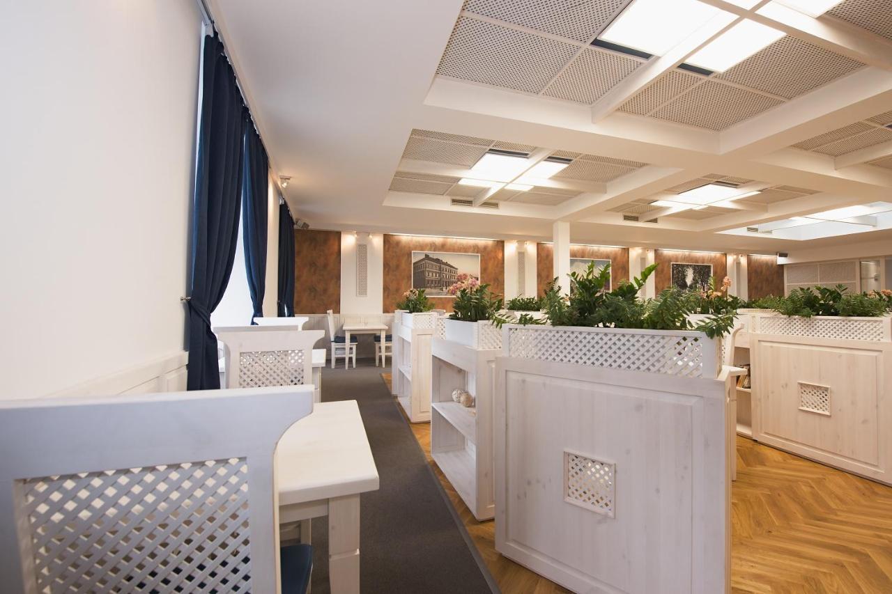 Hotel Slavia 斯维塔维 外观 照片